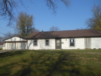 29 Pomeroy Rd, Montgomery, IL 60538 