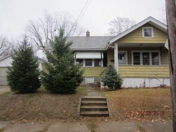 1016 18th St, Rockford, IL 61104 