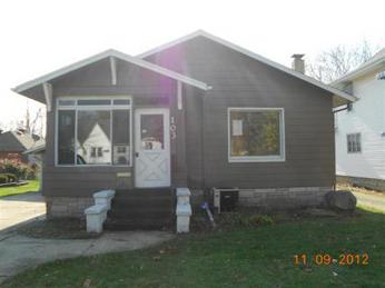103 W Jackson Ave, Watseka, IL 60970 
