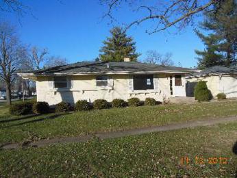 1099 W 5th St, Belvidere, IL 61008 