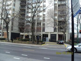 1255 N Sandburg Terrrace #304E, Chicago, IL 60610 