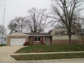 1020 N 3rd Street, Rochelle, IL 61068 