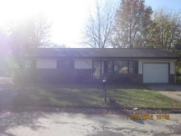 1803 Sterchi Dr, Olney, IL 62450 