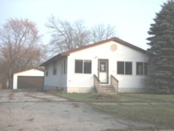 1129 Landon Ave, Winthrop Harbor, IL 60096 