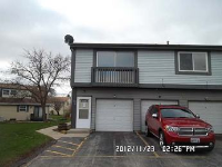 228 Apache Ct Unit D, Bolingbrook, IL 60440 
