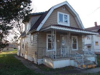 1008 Montague St, Rockford, IL 61102 