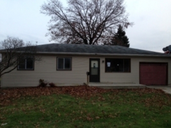 1008 E 5th St, Sandwich, IL 60548 