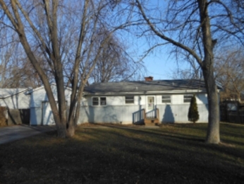 4606 Willow Ln, Mchenery, IL 60050 