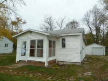 6612 E Firehouse Rd, Decatur, IL 62521 
