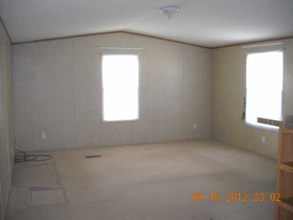 3504 Jen, Park City, IL 60085 