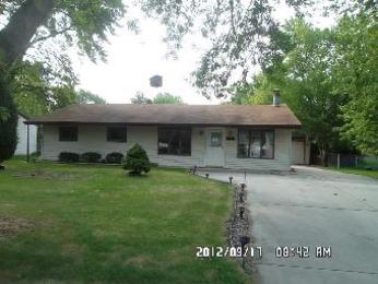 181 Cypress Dr, Bolingbrook, IL 60440 