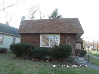 1005 S 5th Avenue, Kankakee, IL 60901 