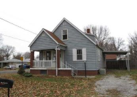 401 Park St, South Roxana, IL 62087 