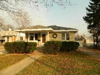 2217 Magnolia St, Des Plaines, IL 60018 