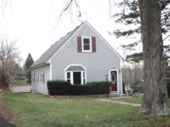 27041 N Ridge St, Wauconda, IL 60084 
