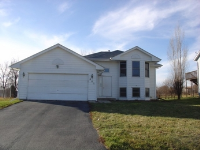 307 Pembroke Rd SW, Poplar Grove, IL 61065 