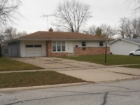 1917 Wayland Ln, Schaumburg, IL 60193 