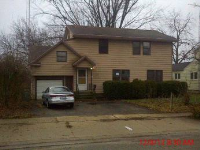 338 E Lincoln St, Sycamore, IL 60178 
