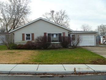 104 Hickory Dr, Carpentersville, IL 60110 