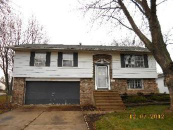925 Miller Ave., Streamwood, IL 60107 