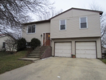 236 Seneca Ct, Bolingbrook, IL 60440 