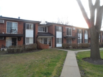 2431 E Brandenberry Ct #2-O, Arlington Heights, IL 60004 