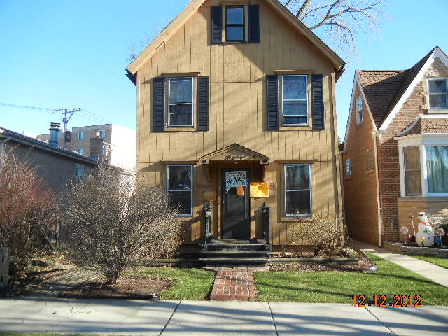 5061 Melvina Ave, Chicago, IL 60630 