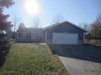 10018 Asbury Ln, Machesney Park, IL 61115 