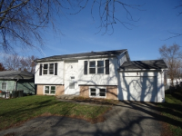 158 Wilson Ave, Machesney Park, IL 61115 