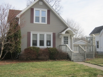 833 Willard St, Galesburg, IL 61401 