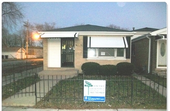 7301 S Hoyne Ave, Chicago, IL 60636 