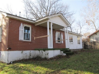 5 Hickerson Pl, Alton, IL 62002 