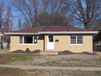 16 Bel Aire Dr, Springfield, IL 62703 
