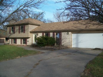 1403 6th Street W, Milan, IL 61264 