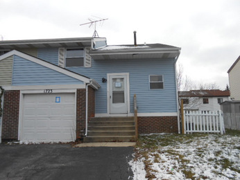 1723 Howe Ln, Hanover Park, IL 60133 