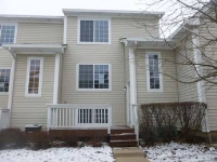 45 Treehouse Ln S, Round Lake, IL 60073 