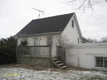 808 Astor Place, Gurnee, IL 60031 