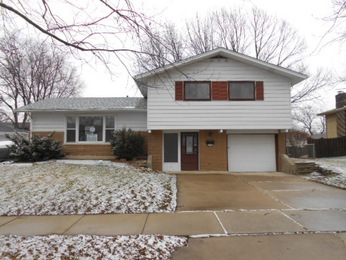 14723 S Menard Avenue, Oak Forest, IL 60452 