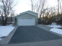 279 E Lake Park Ave, Round Lake Beach, IL 60073 