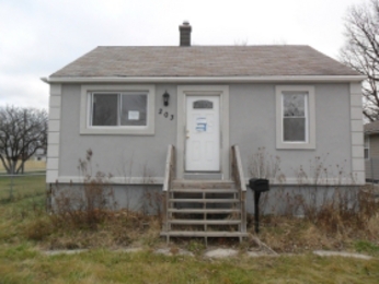 203 Barry Ave, Lockport, IL 60441 