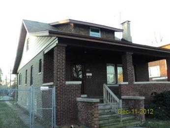 12 E 138th St, Riverdale, IL 60827 