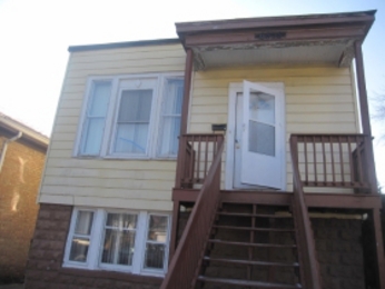 6838 13th St, Berwyn, IL 60402 