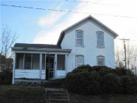 427 W Homer St, Freeport, IL 61032 