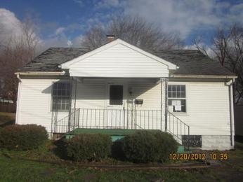 2502 Logan St, Mt Vernon, IL 62864 