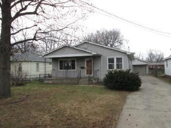 2821 E 25th St, Granite City, IL 62040 