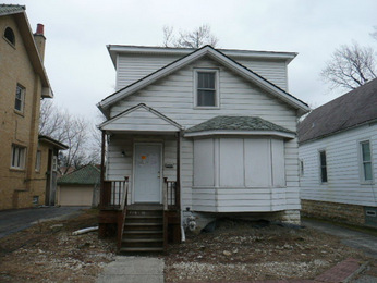 10715 South Longwood Dr., Chicago, IL 60643 