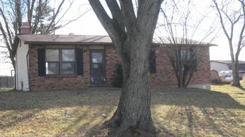 32573 Crest Wood Rd, Brighton, IL 62012 