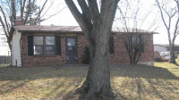 32573 Crest Wood Rd, Brighton, IL 62012 