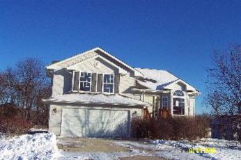 136 Birch Dr SW, Poplar Grove, IL 61065 