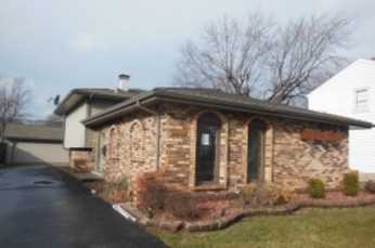 18320 Chicago Ave, Lansing, IL 60438 